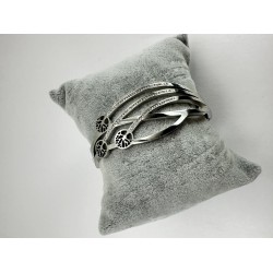 Gümüş Taşlı Üçlü Ağaç Desenli Bileklik